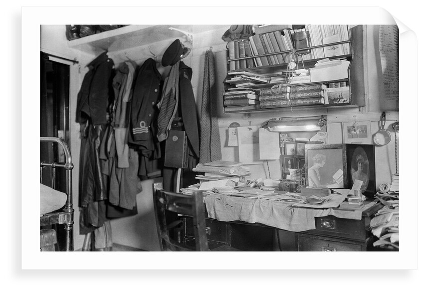 HMS 'Queen Elizabeth' (1913). The cabin of Commander the Viscount Curzon, RNVR, 12 April 1916. The First World War. by unknown