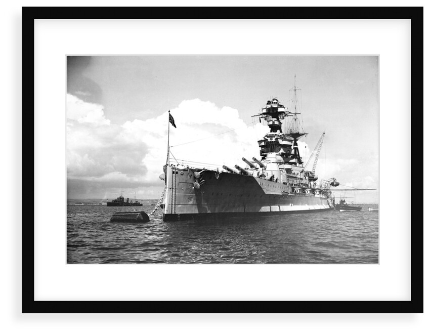 HMS 'Barham' (1914) by Unknown