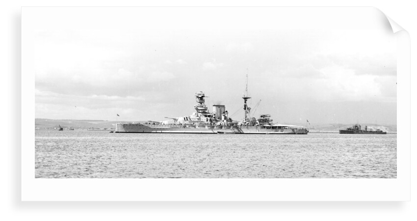 HMS 'Barham' (1914) by Unknown