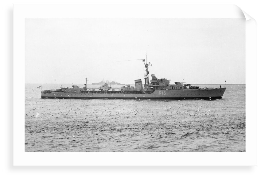 HMS 'Cavendish' (Br, 1944) under way in the Hamoaze, flying paying off pennant and crew lining deck by unknown