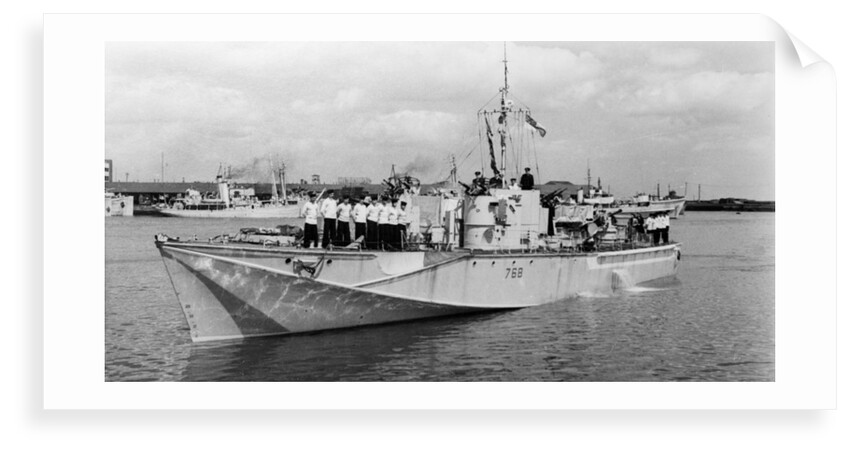 Motor torpedo boat HMS 'MTB 768' (1944), manoeuvring in port by unknown