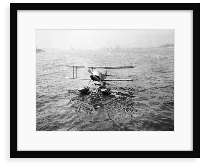 HMS 'Sopwith Schneider' (1915) by unknown