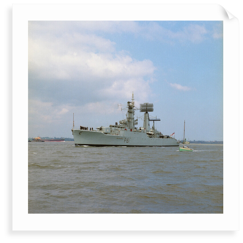 HMS 'Llandaff' (Br, 1955), under way off Shotle by unknown
