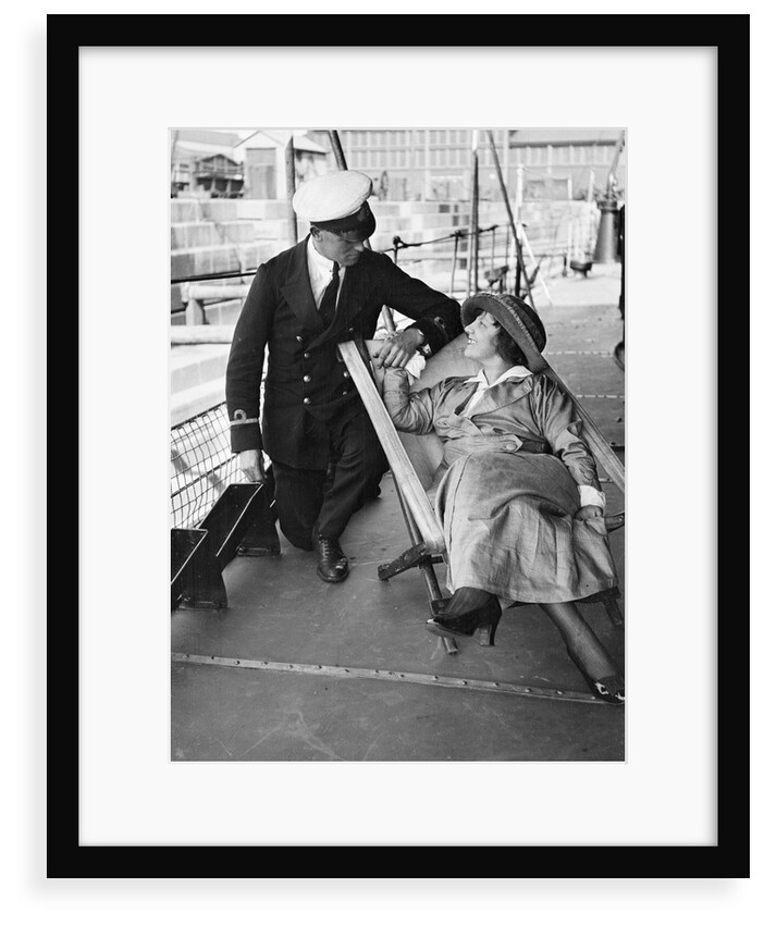 HMS 'Laforey' (1913), a couple on the ship, in dry dock by unknown