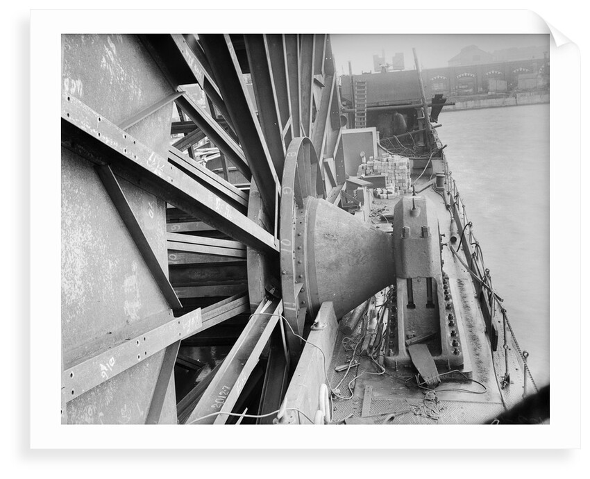 'Persephone' (1938), on board the former hopper barge W24 by unknown