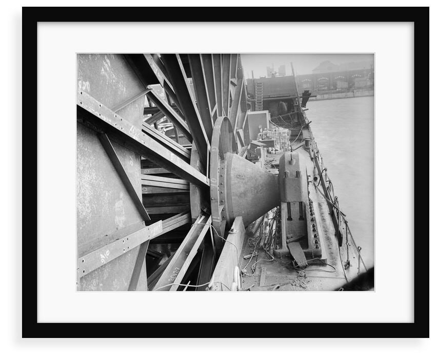 'Persephone' (1938), on board the former hopper barge W24 by unknown