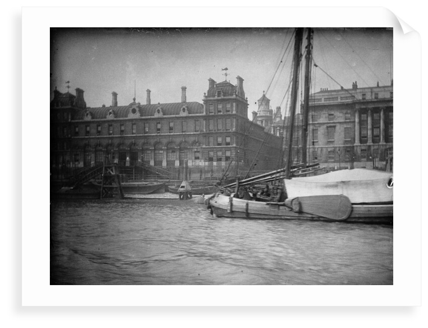 View from the Thames just east of Blackfriars Bridge, looking north towards the river frontage of Billingsgate Market (on left) and the Custom House (on right), 1907 by unknown