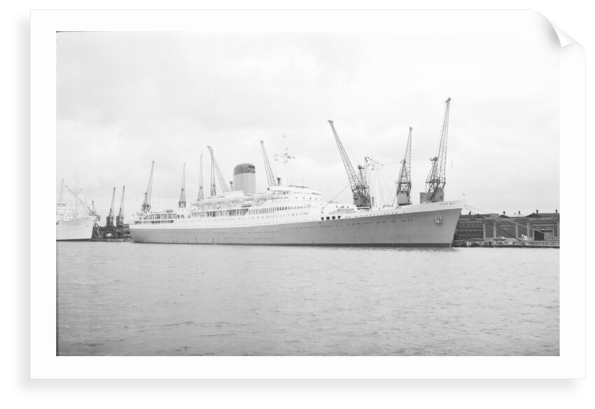 A starboard near beam from just forward of broadside view of 'Pendennis Castle' (1958), at quayside, Southampton by unknown