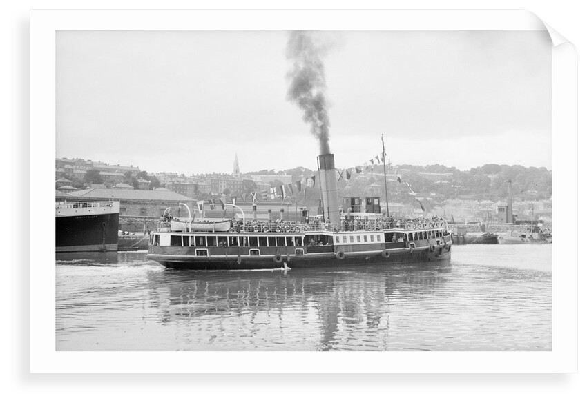 The 'Royal Iris' (Br, 1906) under way in Cork harbour, dressed overall by unknown