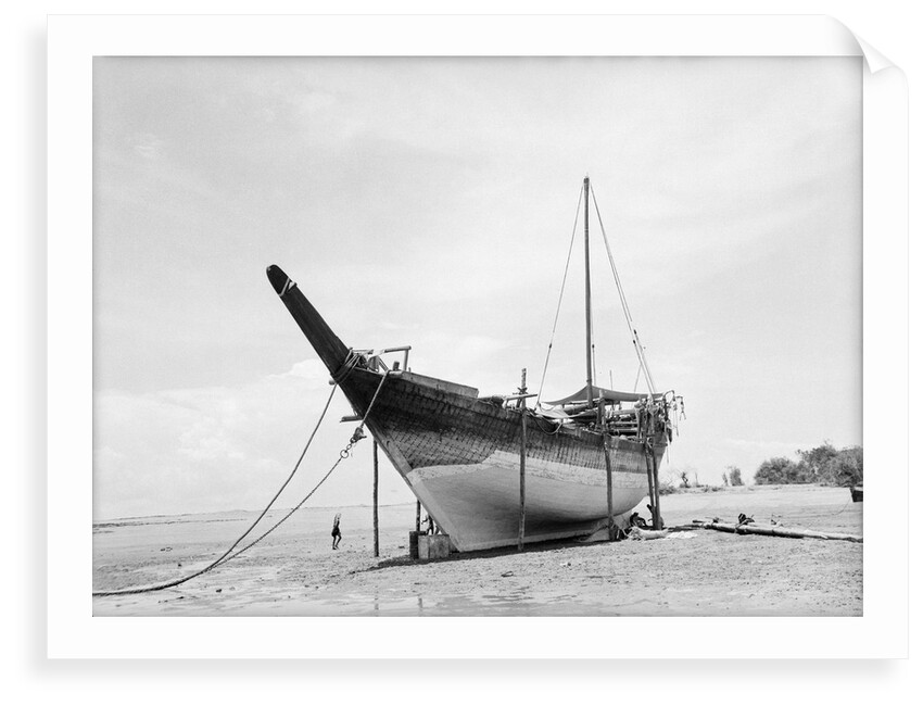 'Triumph of Righteousness' propped for redressing of the hull by Alan Villiers