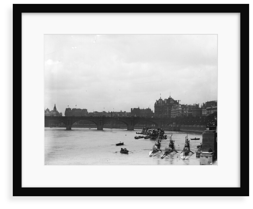 Looking west from London's Victoria Embankment, 1909 by Unknown