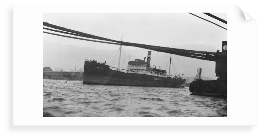 'Kellwyn' (Br, 1920) at anchor in Marseilles by unknown