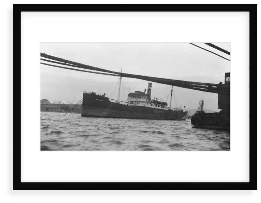 'Kellwyn' (Br, 1920) at anchor in Marseilles by unknown