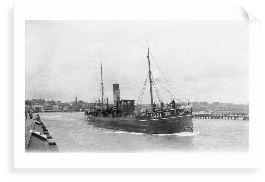 'Queen Alexandra' (Br, 1902) under way by unknown