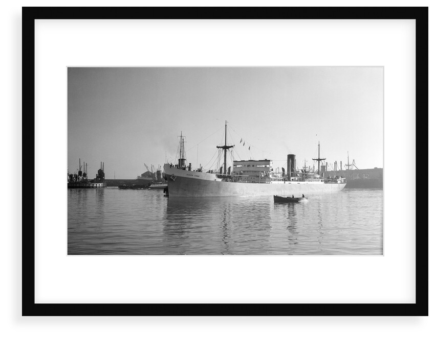 General cargo 'Queen Anne' (Br, 1943) ex 'Kelmscott', in Cape Town harbour by unknown