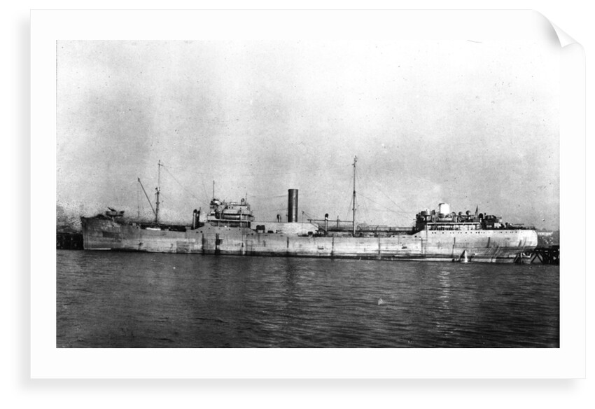 The 'Empire Emerald' (Br, 1941) at quayside by unknown