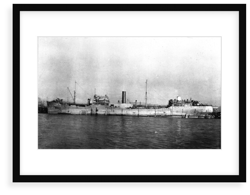 The 'Empire Emerald' (Br, 1941) at quayside by unknown