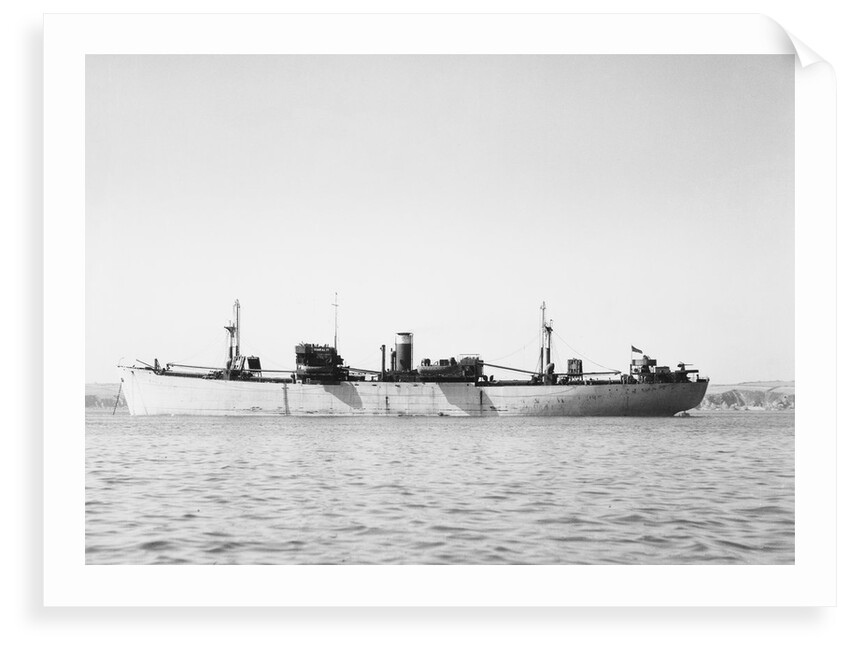 'Fort la Traite' (Br, 1942) at anchor by unknown