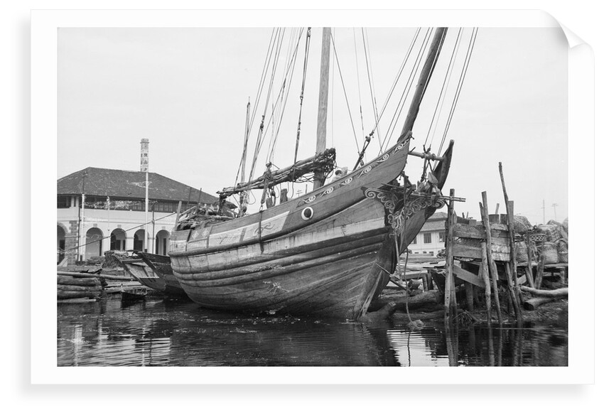 A peaked stern Twaqo type junk berthed at Singapore by David Watkin Waters