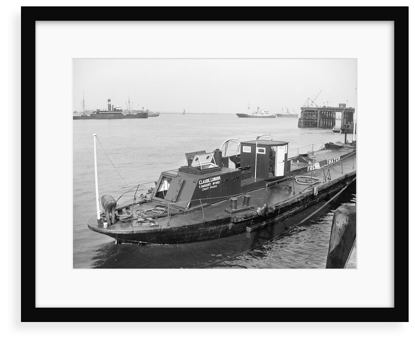 'Claude' at quayside, Gravesend by Anonymous