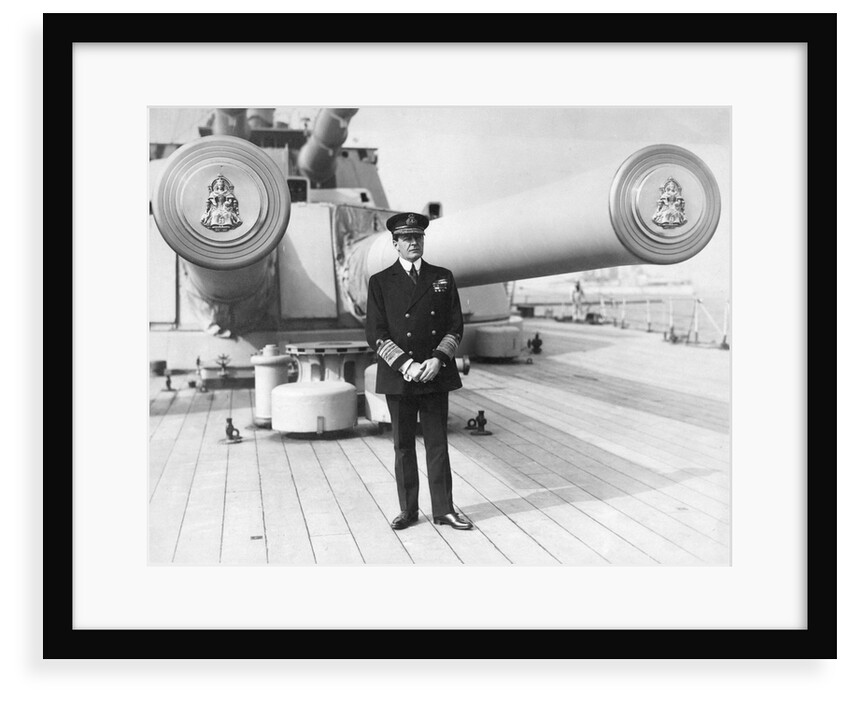 Earl David Beatty standing on the quarterdeck of his flagship, HMS 'Queen Elizabeth' as Admiral of the Fleet. by unknown
