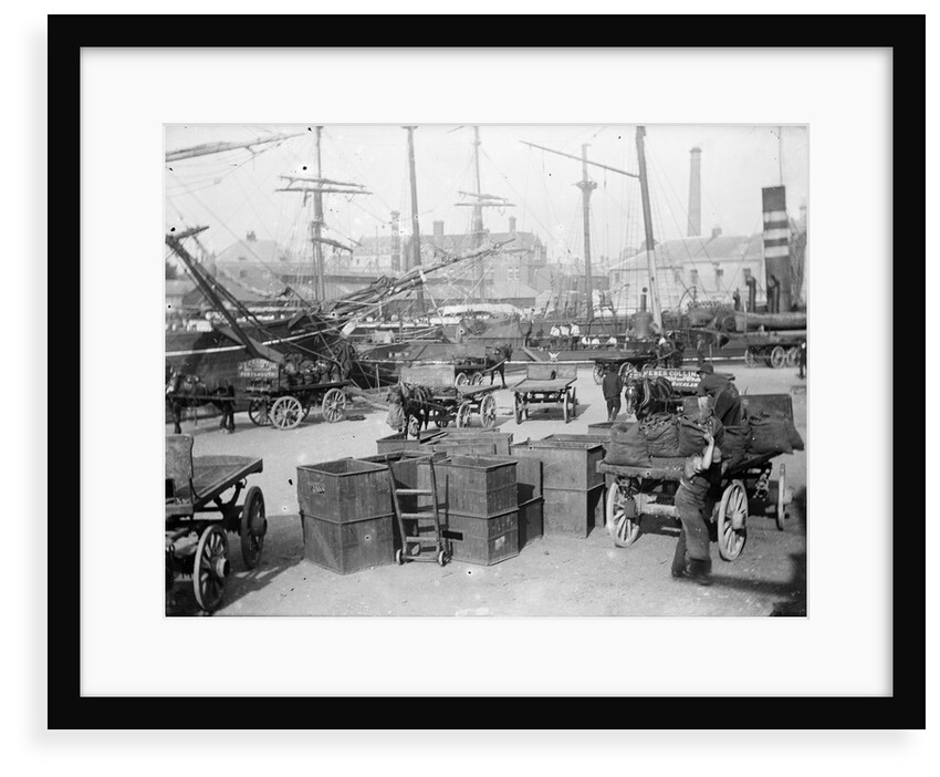 Portsmouth dockyard by unknown