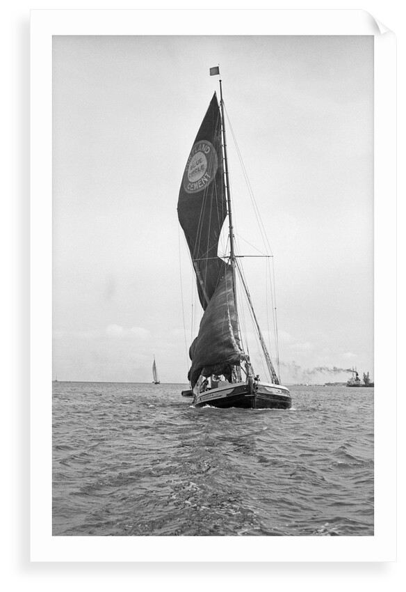 'Youngarth' (Br, 1913) Under sail coming up to Southampton by unknown