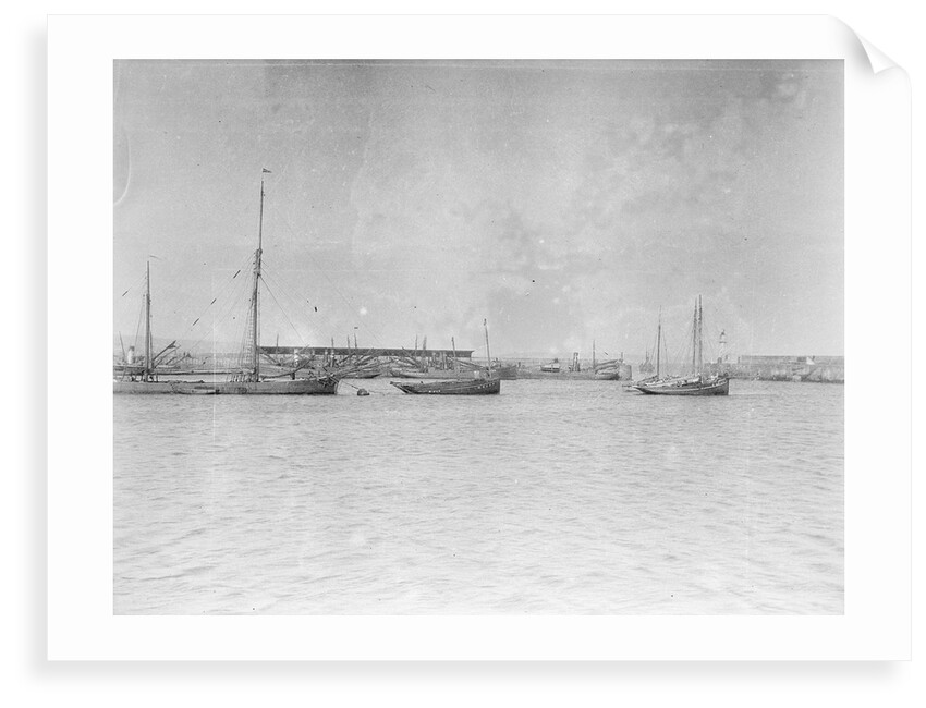 Douarnenez lugger by unknown