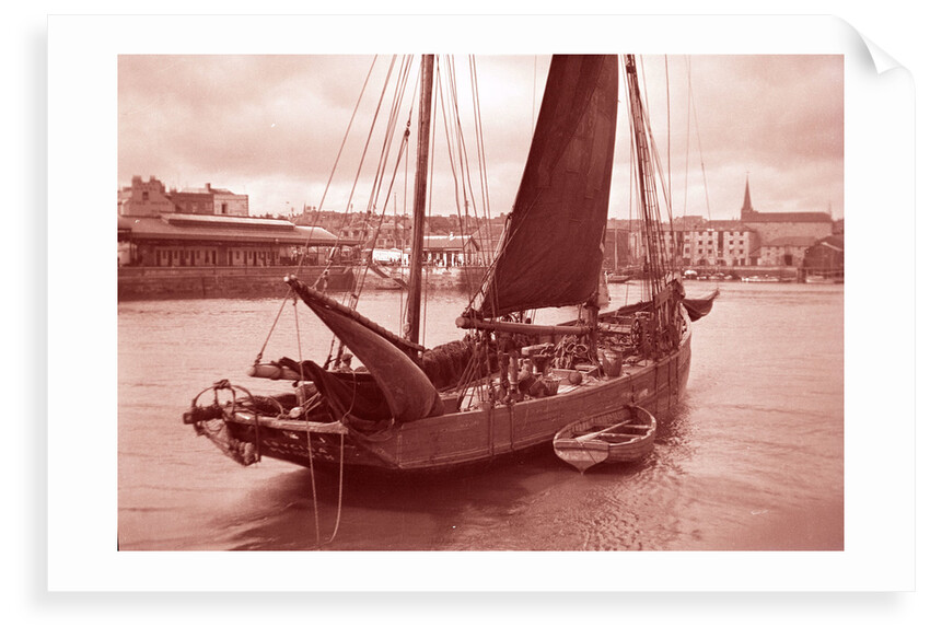 Photograph of 'Erycina' (1882) under sail in September 1934 off the Barbican, Plymouth by H Oliver Hill