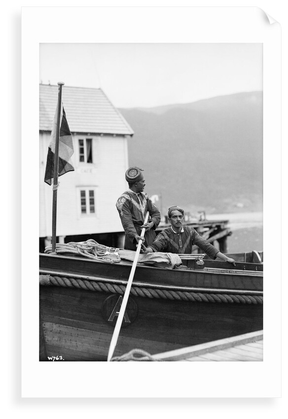 Lascar crew of passenger liner 'Viceroy of India' (Br, 1929) by unknown