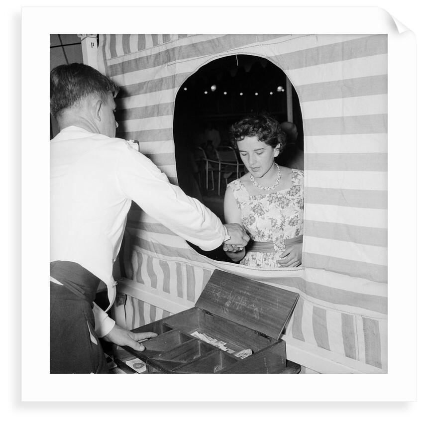 Evening tote on the 'Orcades' by Marine Photo Service