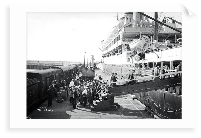 Passengers boarding the 'Orontes' at Immingham Dock, Humberside, England by Marine Photo Service