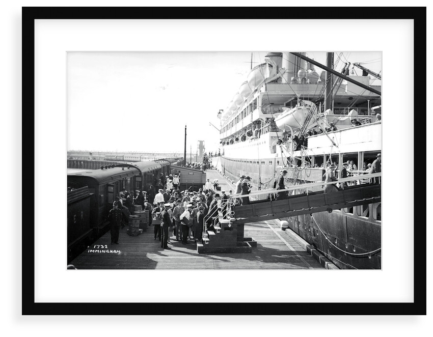 Passengers boarding the 'Orontes' at Immingham Dock, Humberside, England by Marine Photo Service