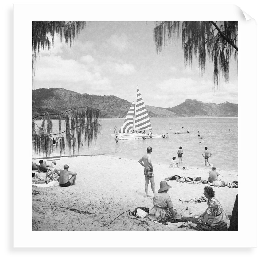 Honolulu, Oahu, Hawaiian Islands, USA by Marine Photo Service