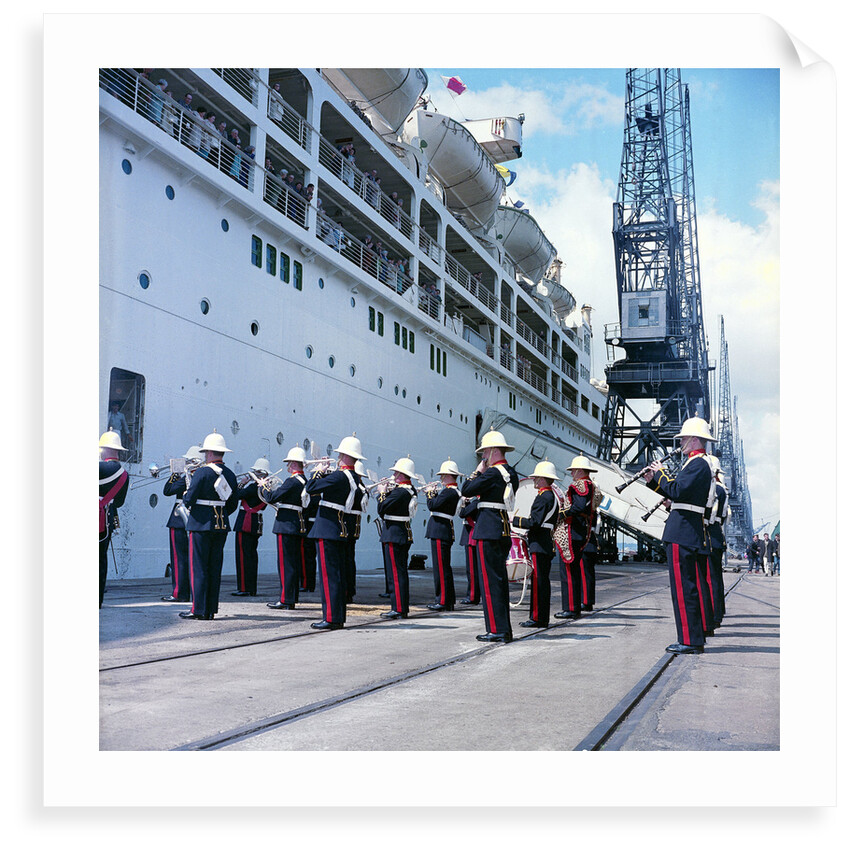 Quayside bands at San Juan, Puerto Rico by Marine Photo Service
