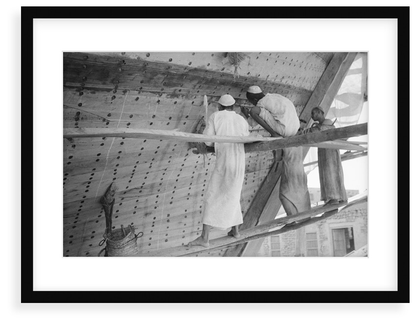 Repairing and recaulking hull planking by Alan Villiers