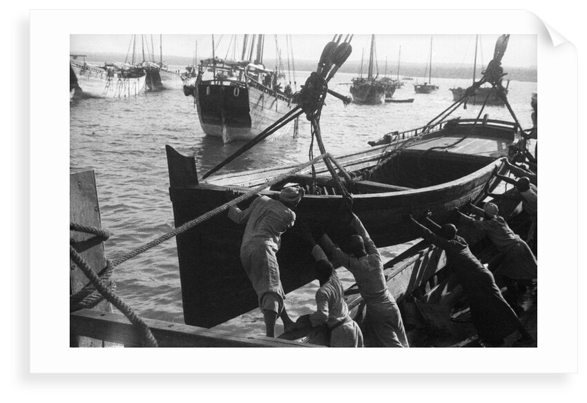 Jalboot being launched for sale in Mombasa by Alan Villiers