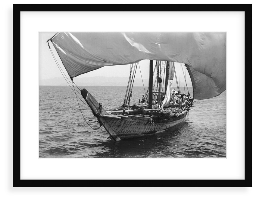 A heavily laden Kuwaiti boom by Alan Villiers