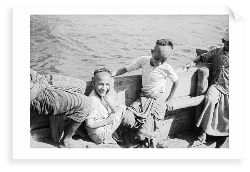 Hadhrami children on board the 'Triumph of Righteousness' by Alan Villiers