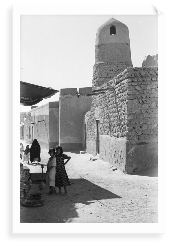 Mosque and street scene, Kuwait by Alan Villiers