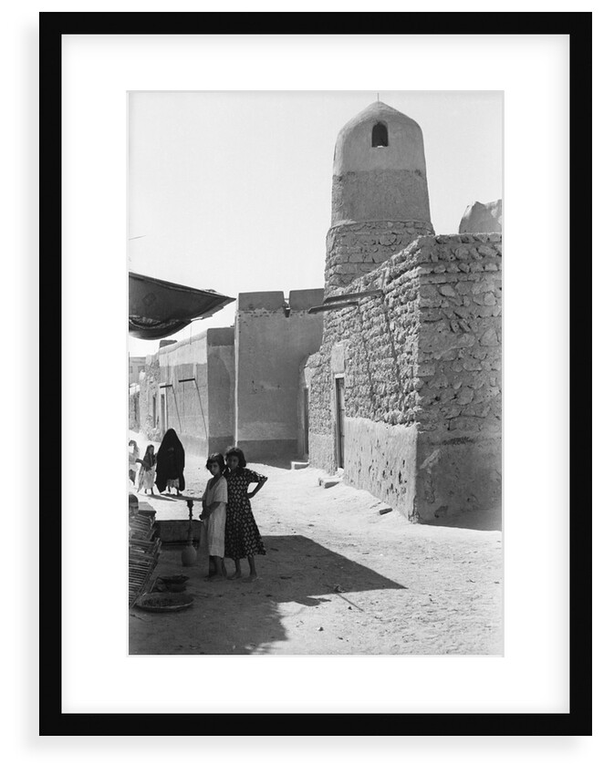 Mosque and street scene, Kuwait by Alan Villiers