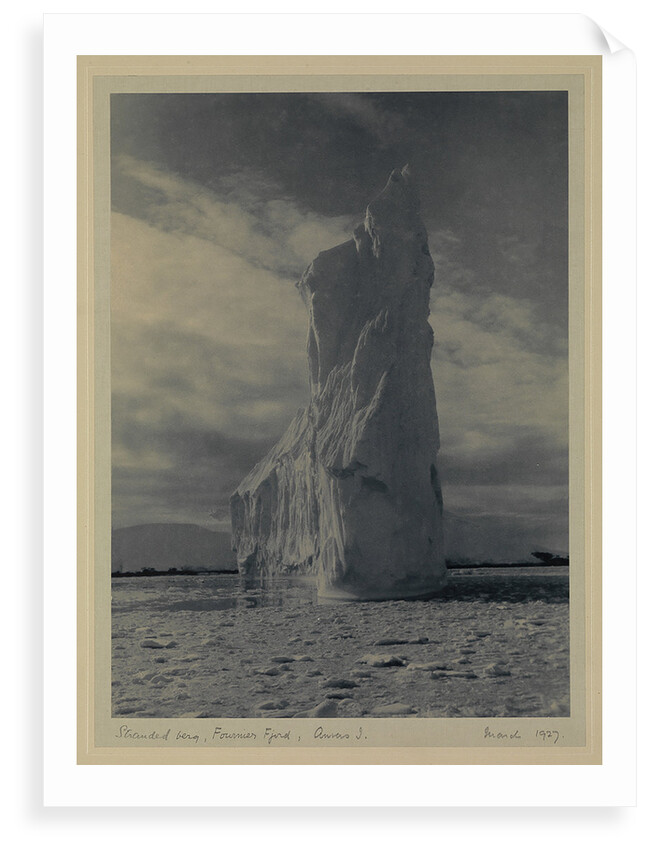Stranded berg, Fournier Fjord, Anvers I, March 1927 by Sir Alister Hardy (photographer)