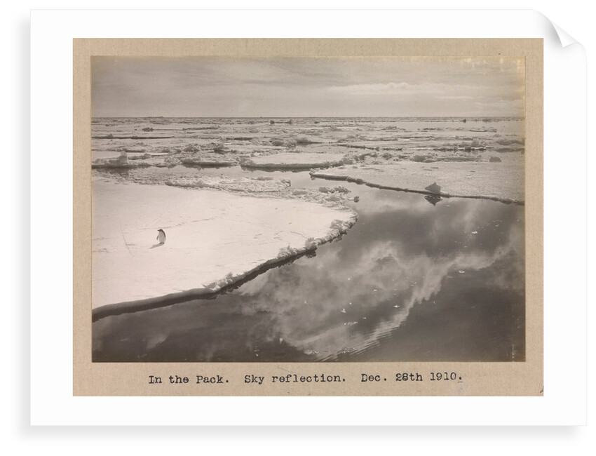 Lead opening and shadow of bowsprit by Herbert George Ponting