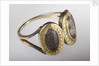 Gold ring by unknown