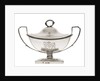 Sauce tureen with lid by Daniel Pontifex