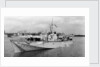 Motor torpedo boat HMS 'MTB 768' (1944), manoeuvring in port by unknown