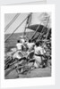 Kuwaiti crew handling a boom by Alan Villiers