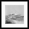 Waterskiers pass the 'Kungsholm' at Acapulco by Marine Photo Service