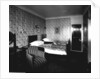 First Class bath and toilet suite on the 'Aquitania' (1914) by Bedford Lemere & Co.