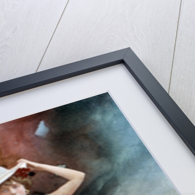 Evie Greene in Kitty Grey by Ellis & Walery